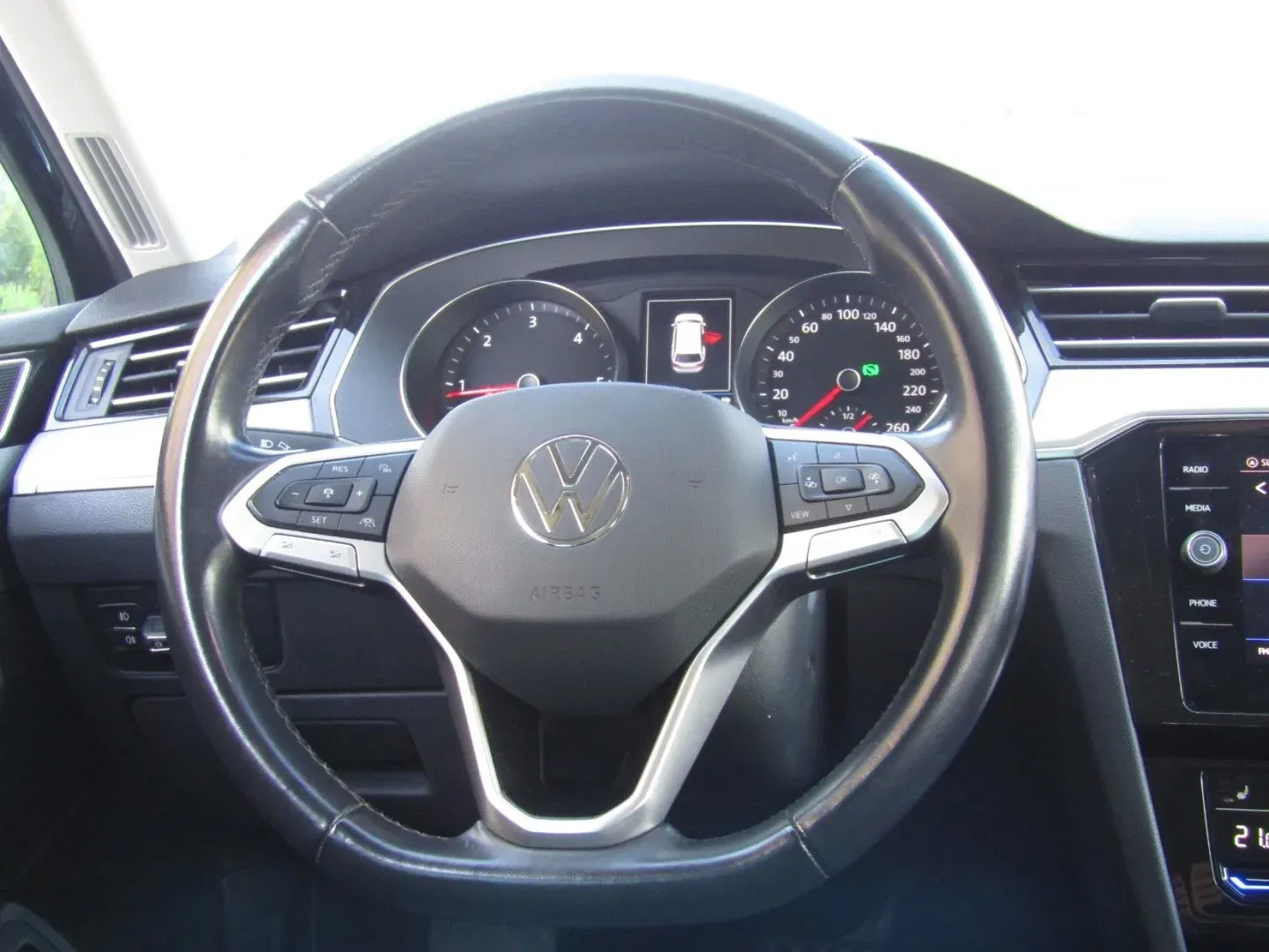 Volkswagen Passat - Náhled 16