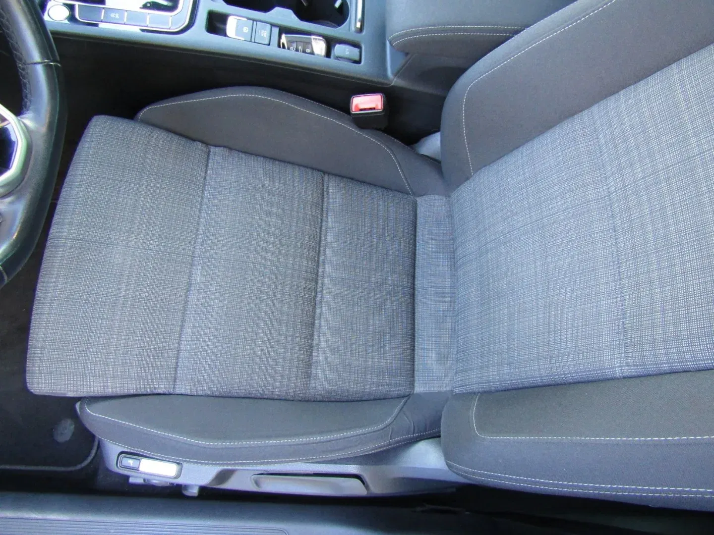 Volkswagen Passat - Náhled 21