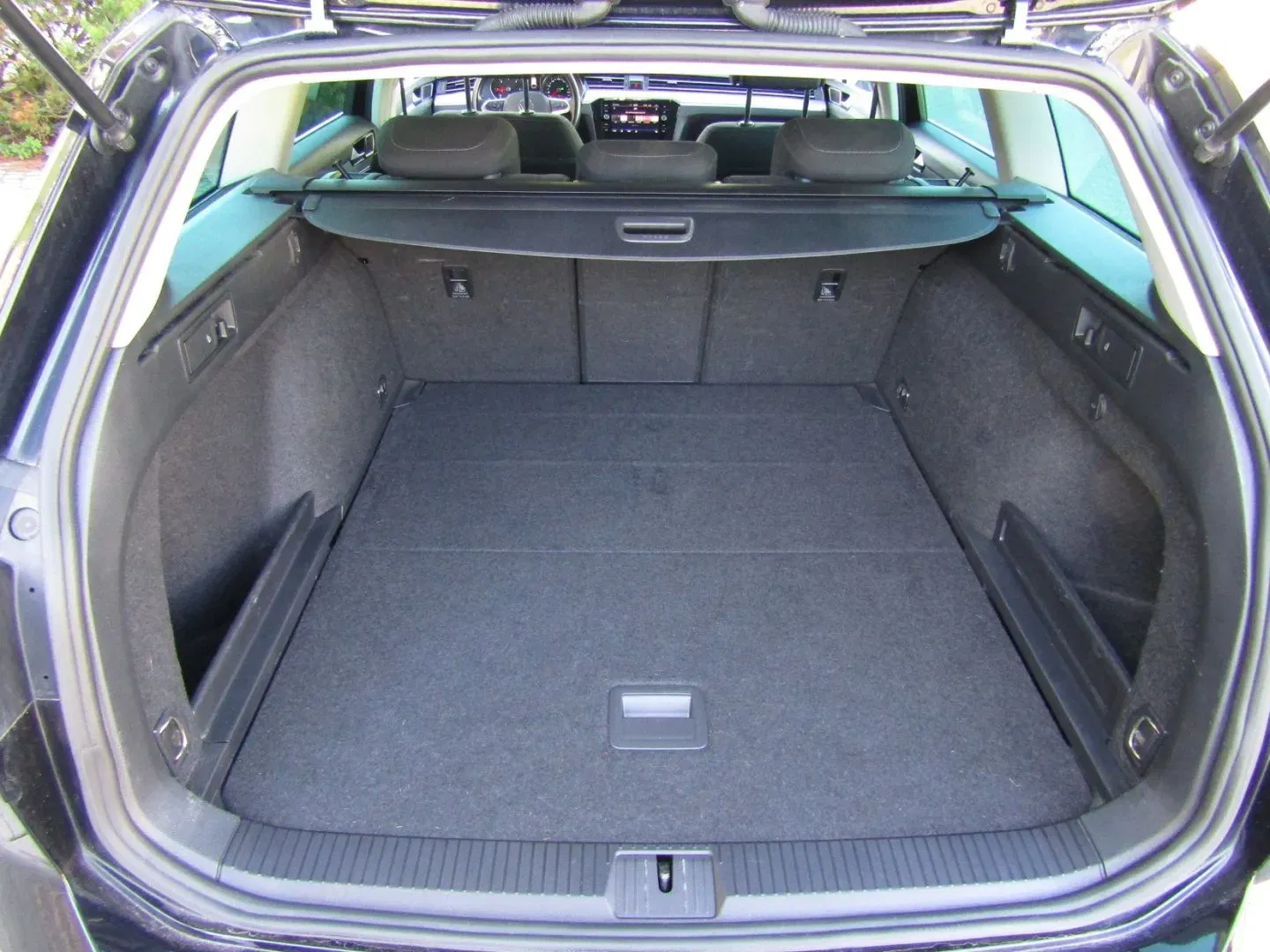 Volkswagen Passat - Náhled 24