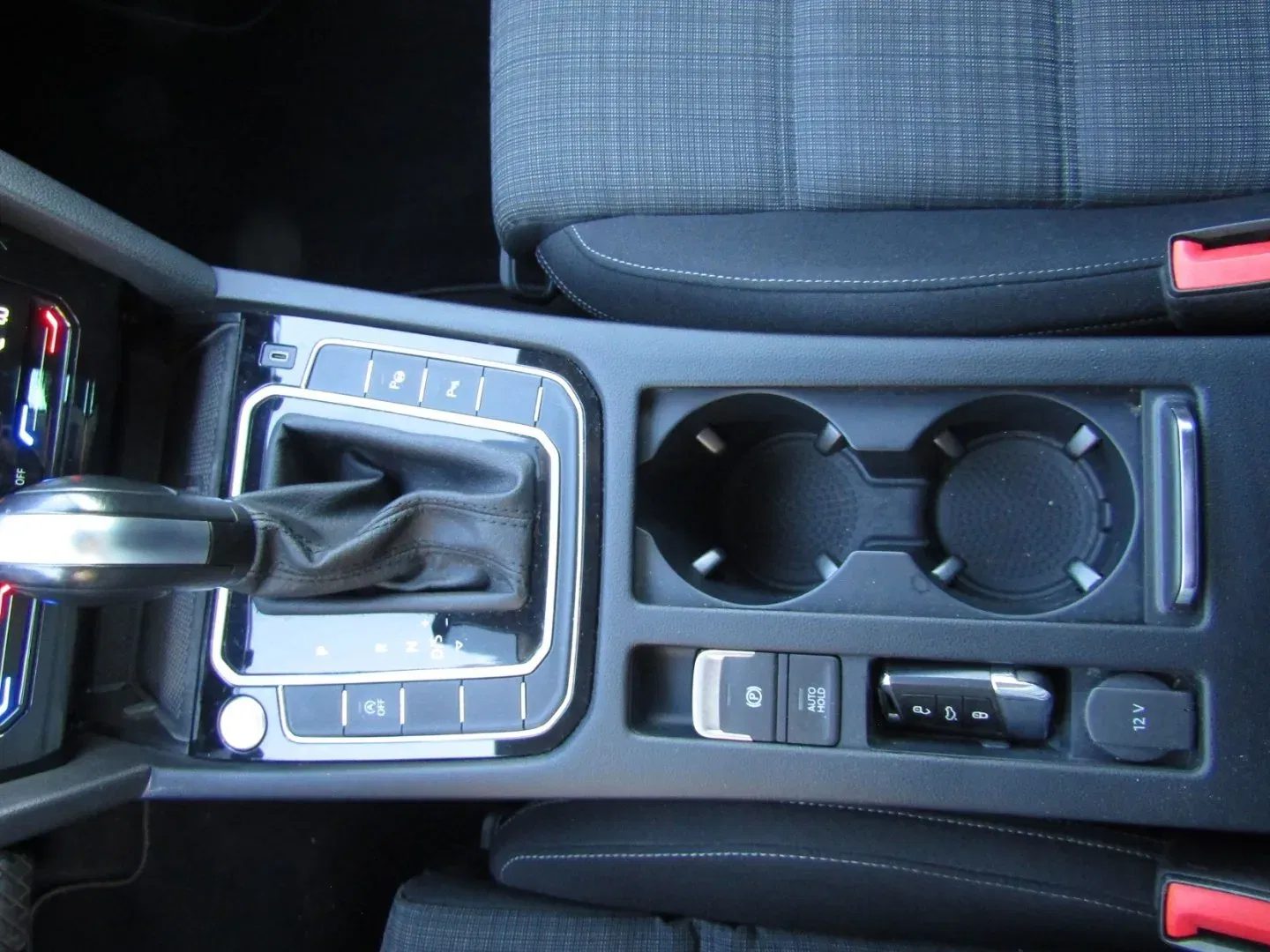 Volkswagen Passat - Náhled 41