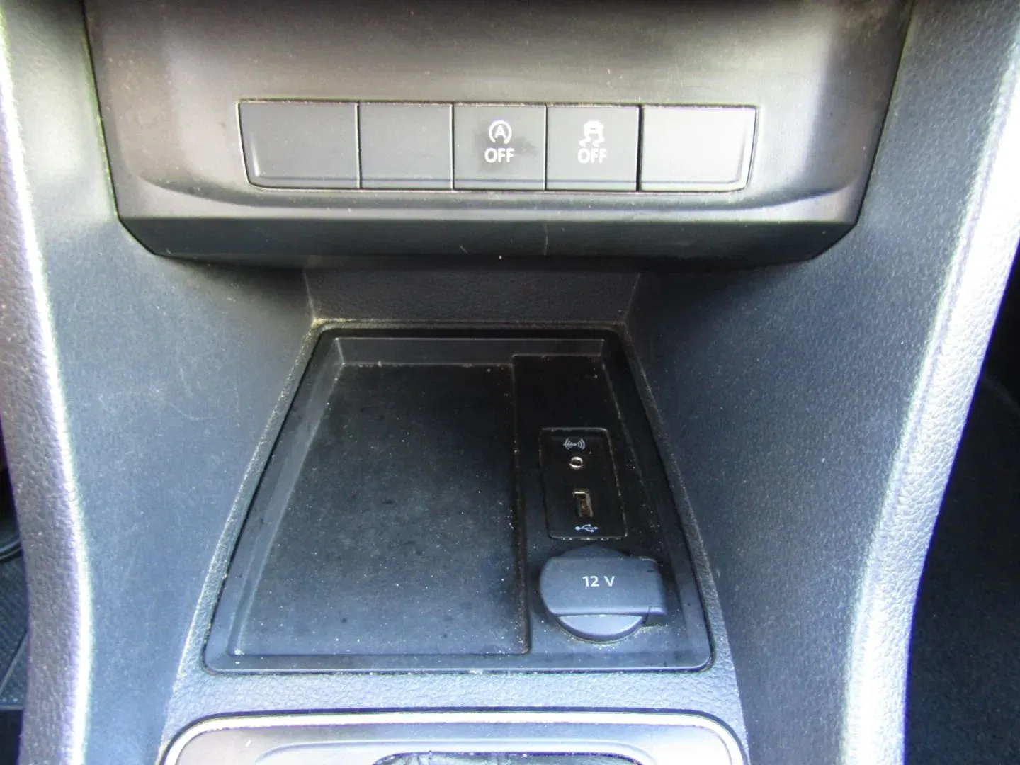 Volkswagen Caddy - Náhled 32