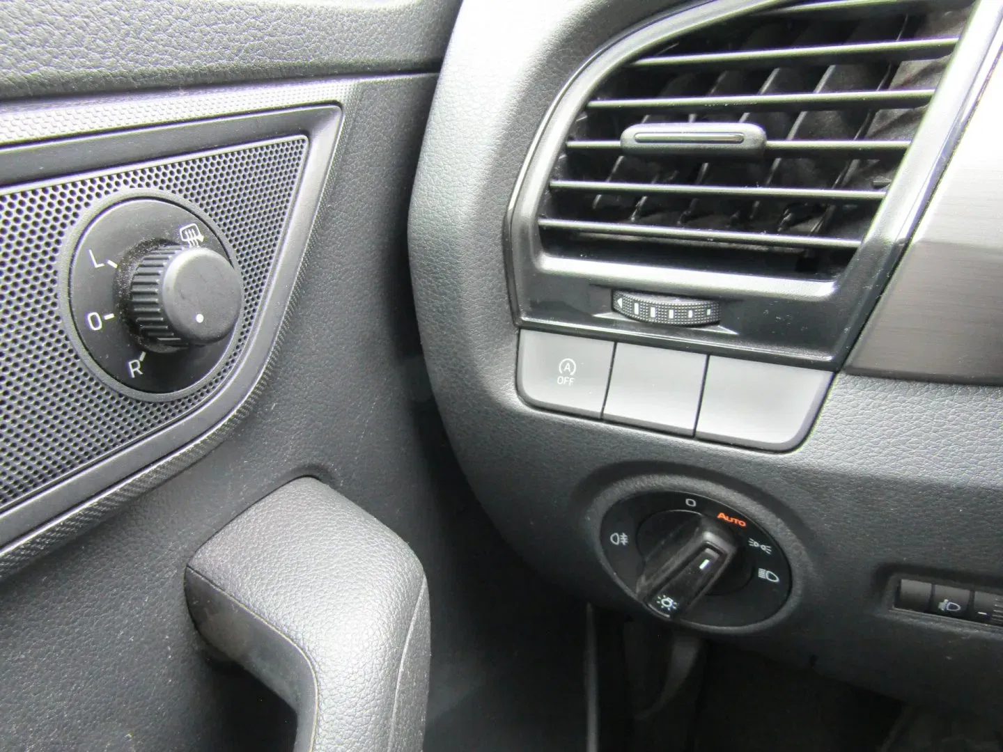 Škoda Fabia - Náhled 29