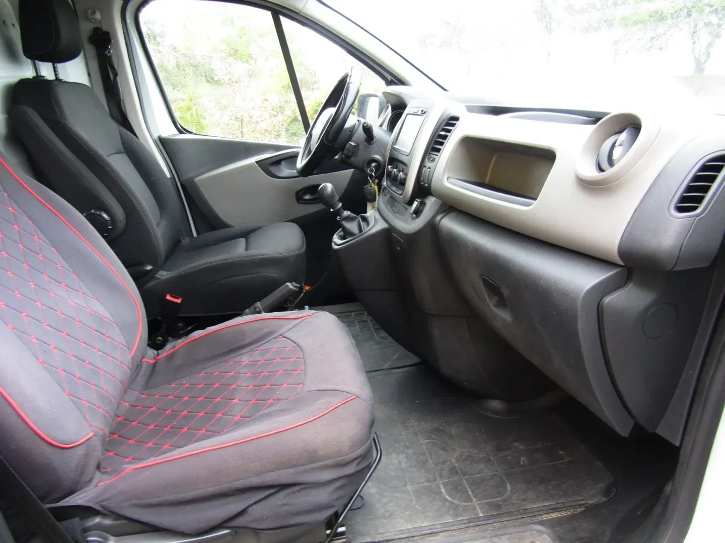 Renault Trafic - Náhled 18
