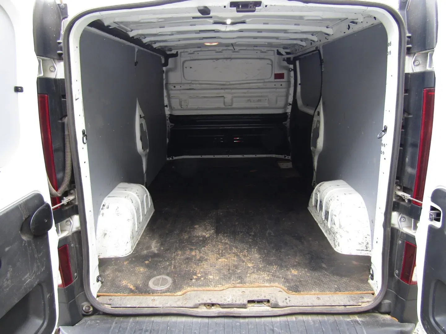 Renault Trafic - Náhled 19