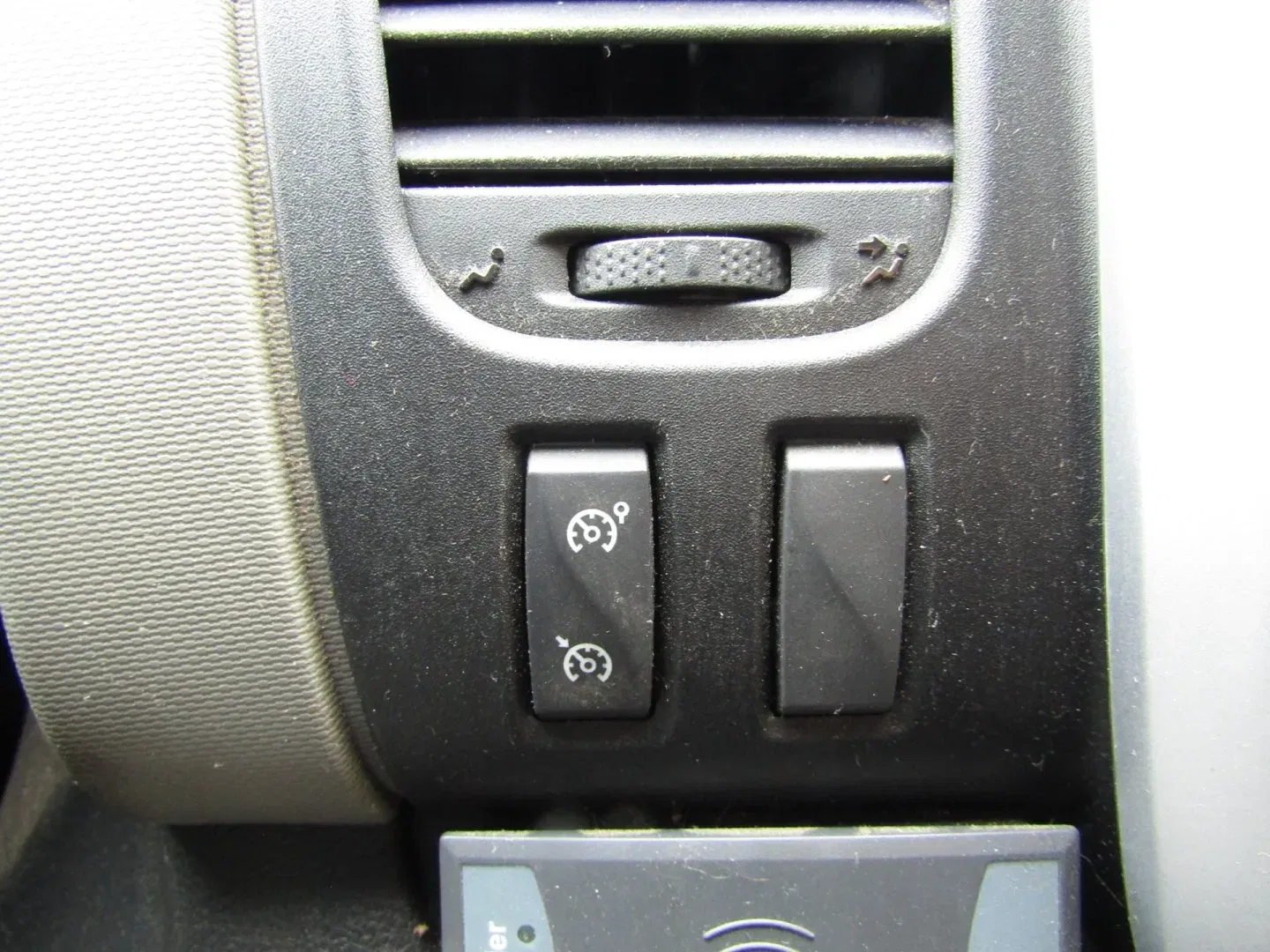 Renault Trafic - Náhled 27