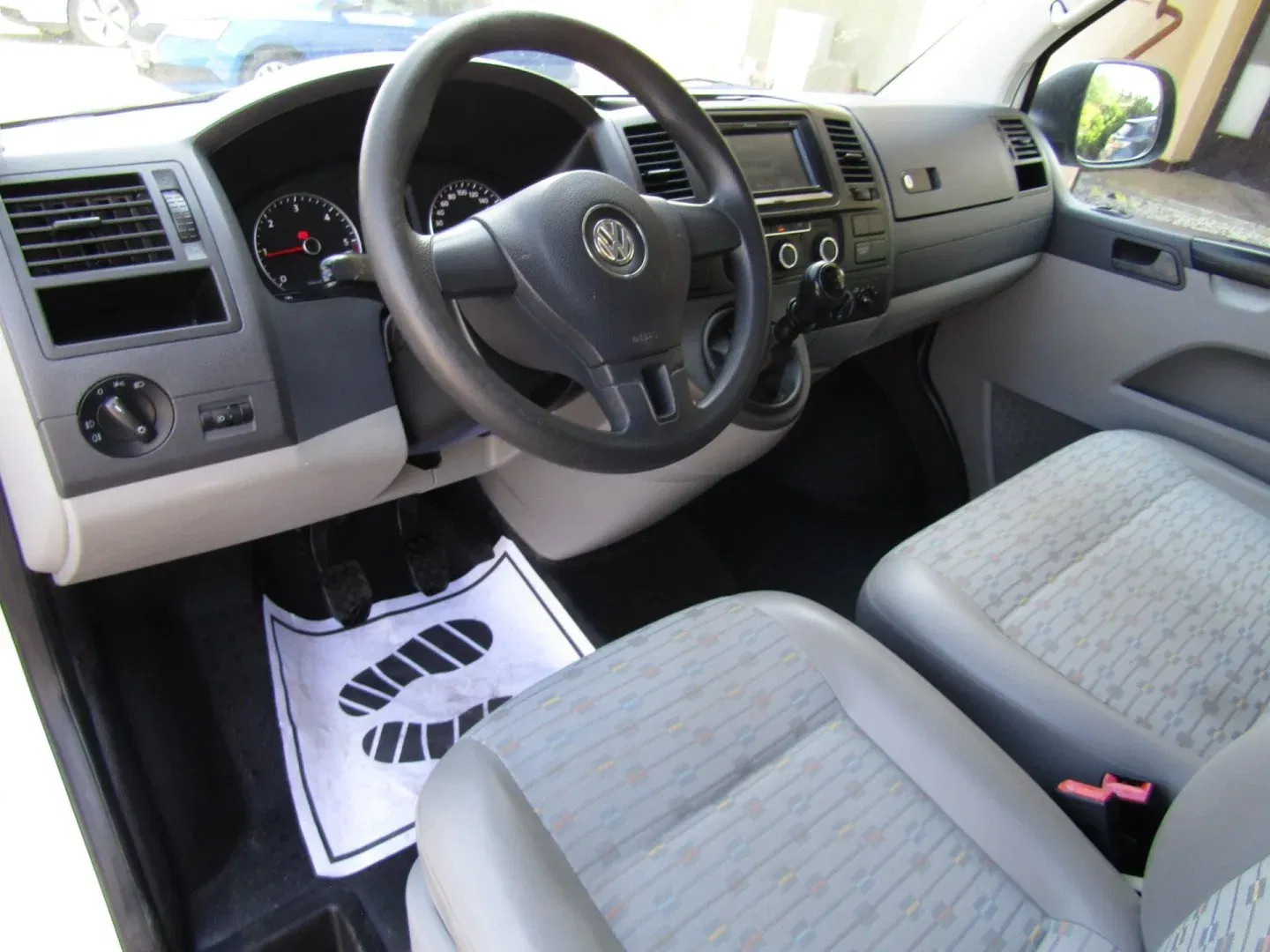 Volkswagen Transporter - Náhled 13
