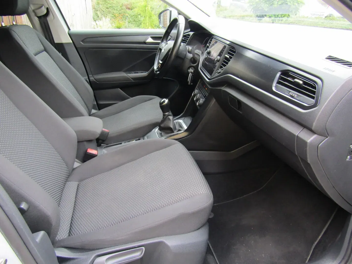 Volkswagen T-Roc - Náhled 26
