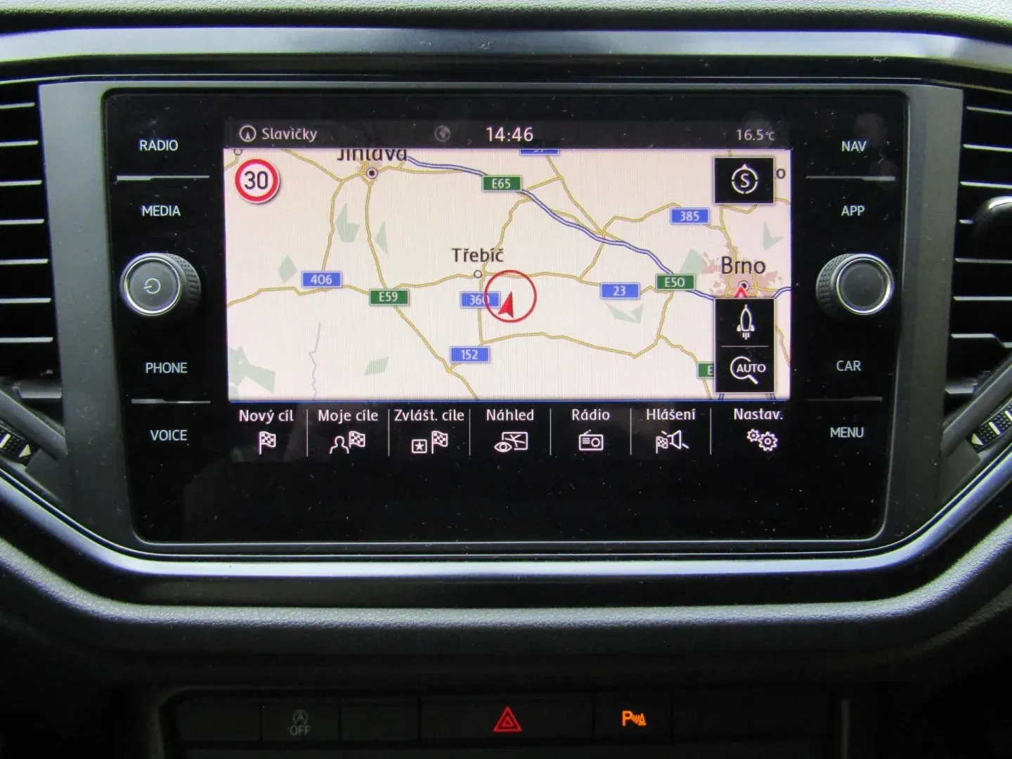 Volkswagen T-Roc - Náhled 31