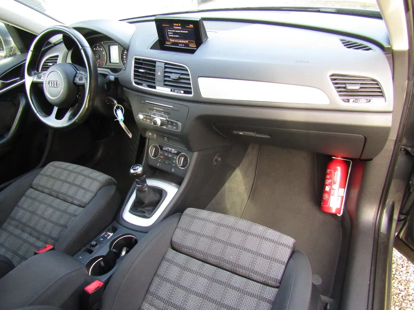 Audi Q3 - Náhled 15