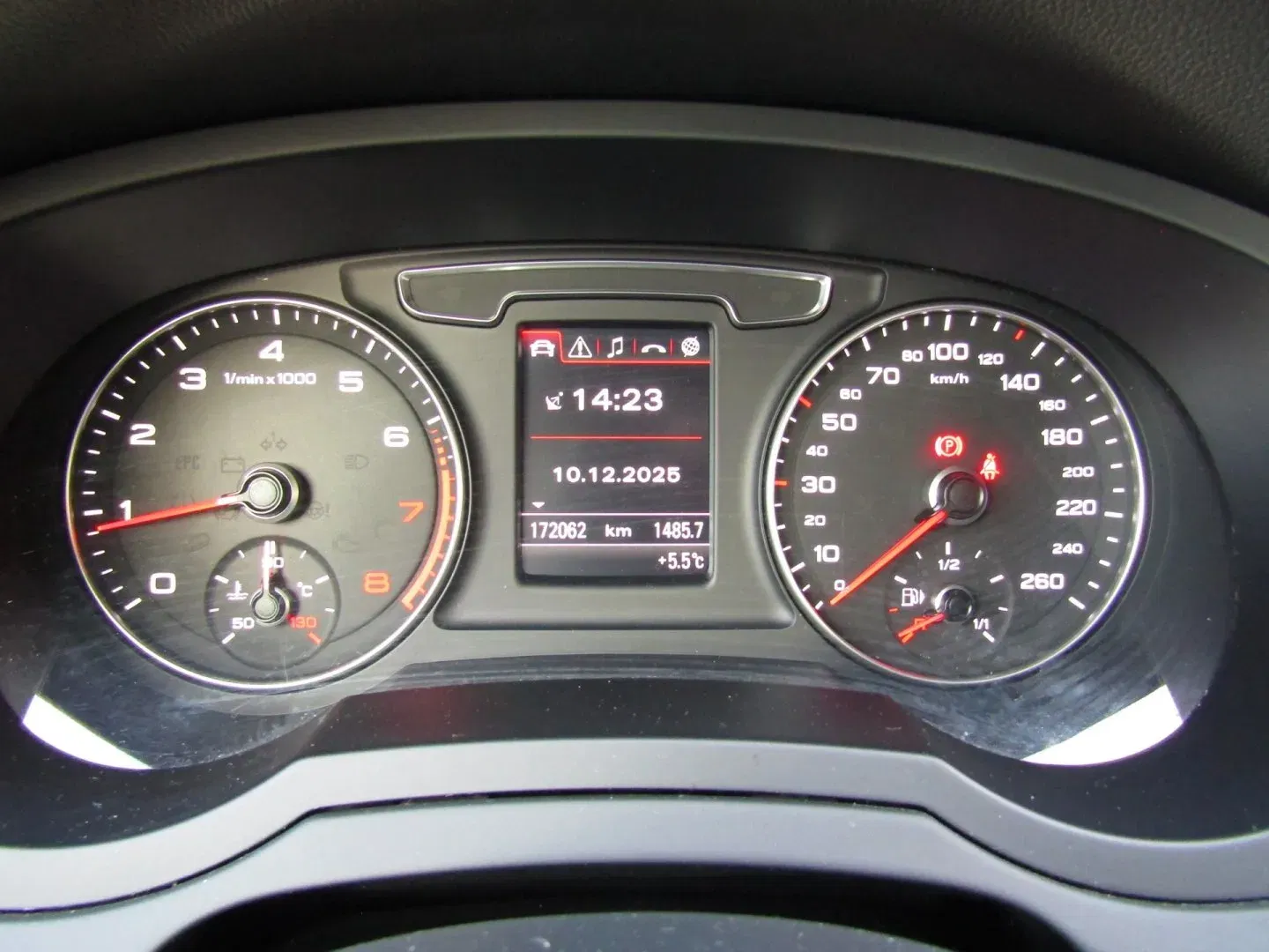 Audi Q3 - Náhled 31