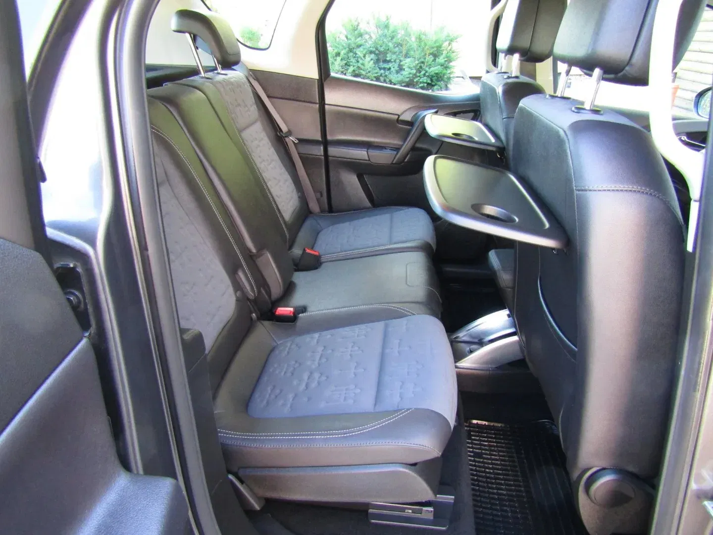 Opel Meriva - Náhled 25