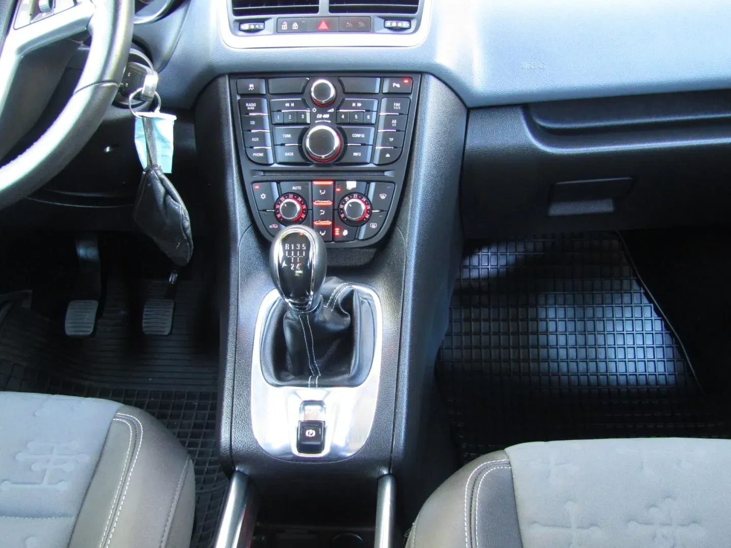 Opel Meriva - Náhled 17