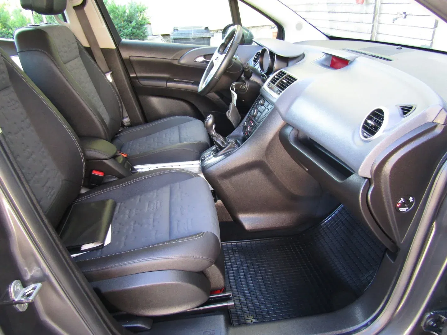 Opel Meriva - Náhled 28