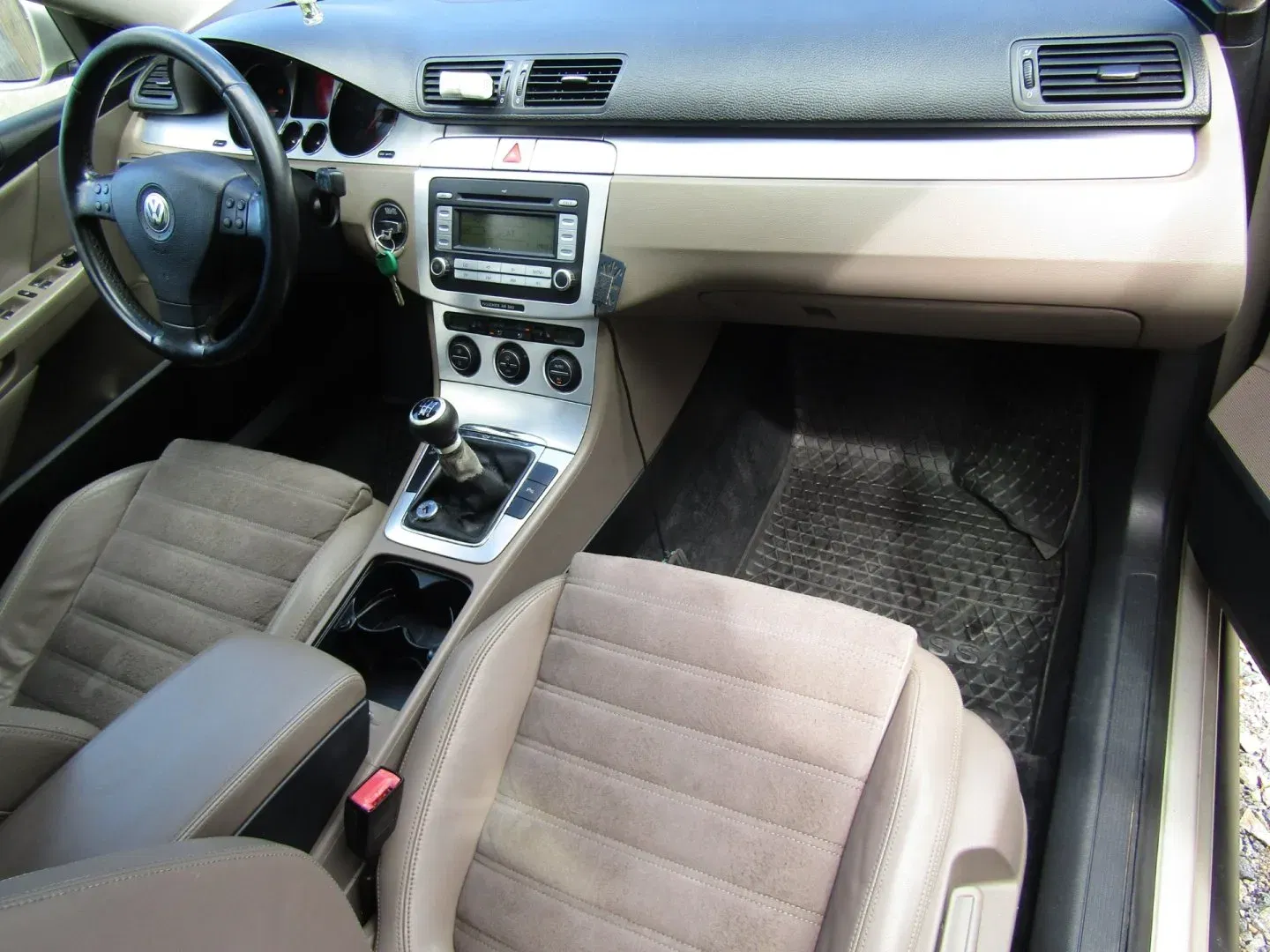 Volkswagen Passat - Náhled 14