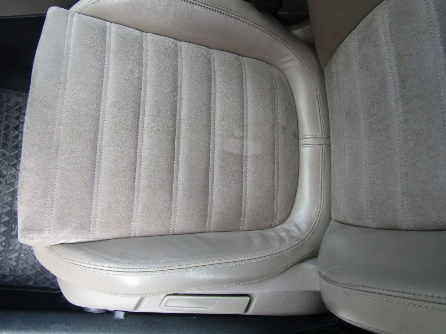 Volkswagen Passat - Náhled 20