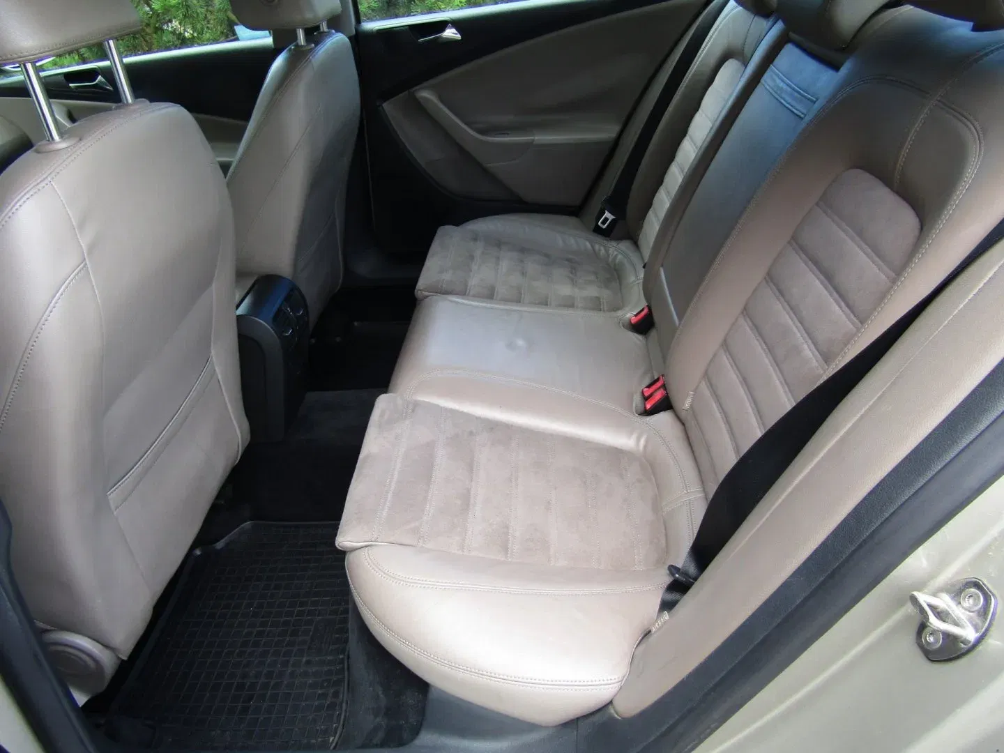 Volkswagen Passat - Náhled 22