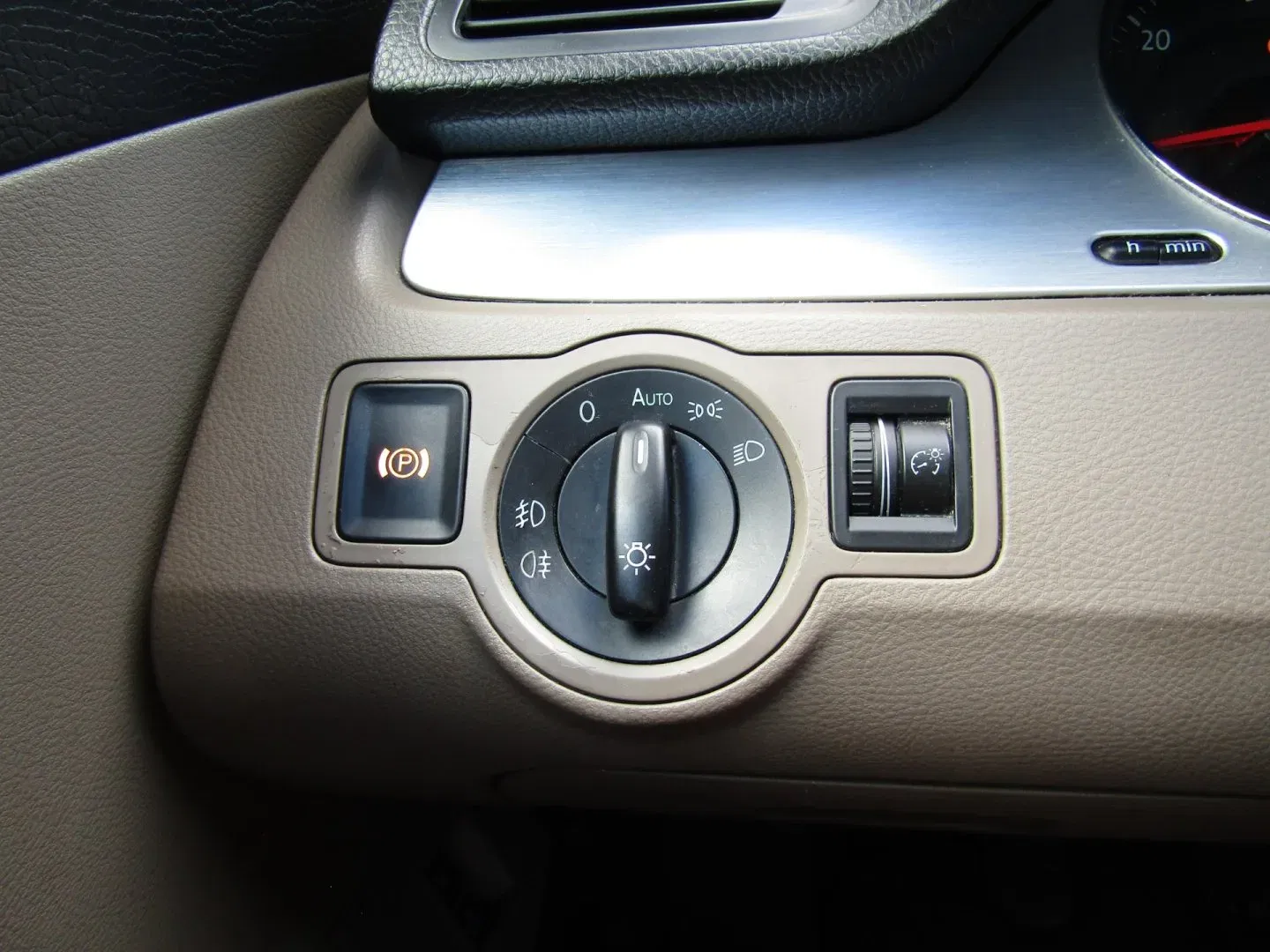 Volkswagen Passat - Náhled 30