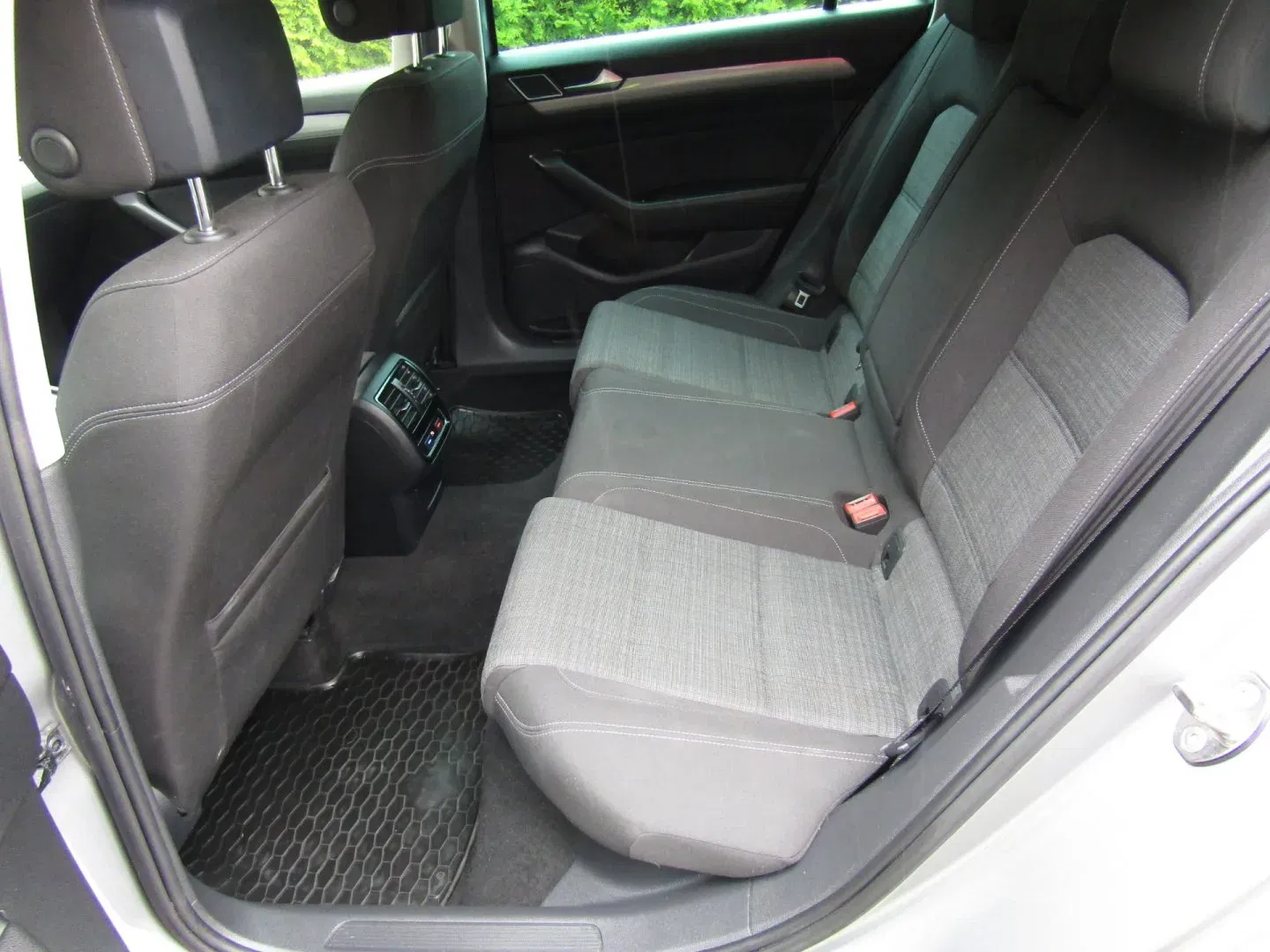 Volkswagen Passat - Náhled 22