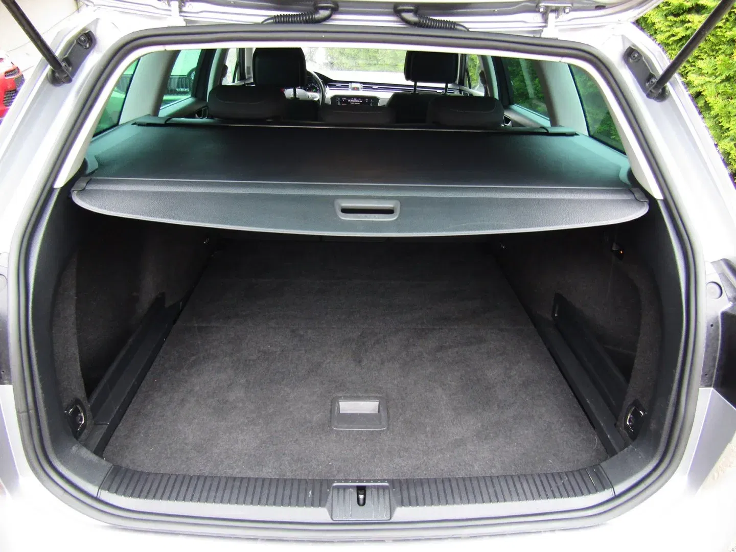 Volkswagen Passat - Náhled 23