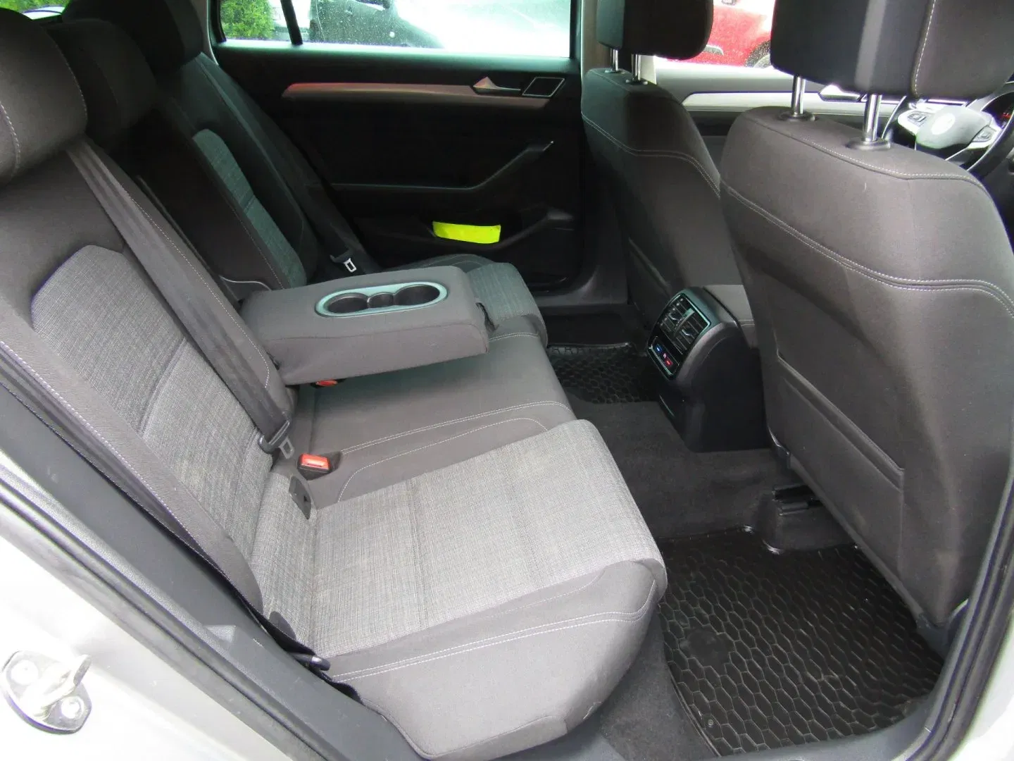 Volkswagen Passat - Náhled 26