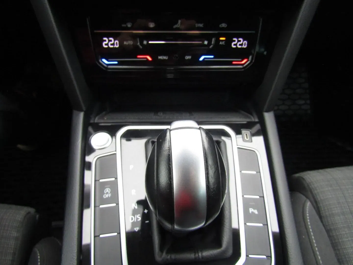 Volkswagen Passat - Náhled 39