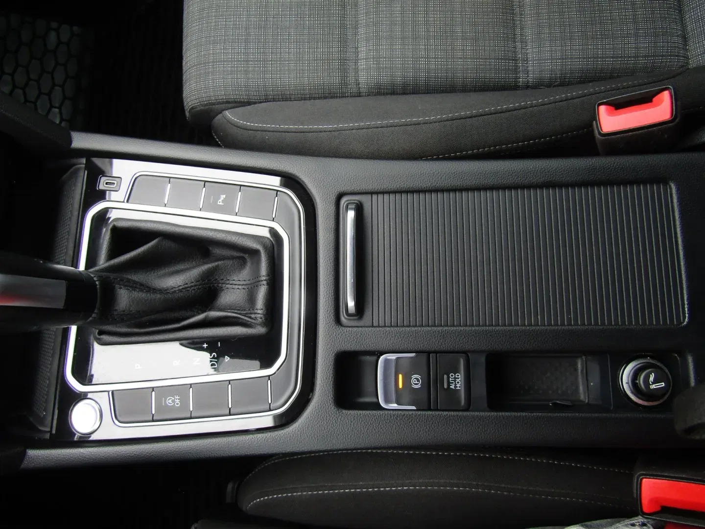 Volkswagen Passat - Náhled 41