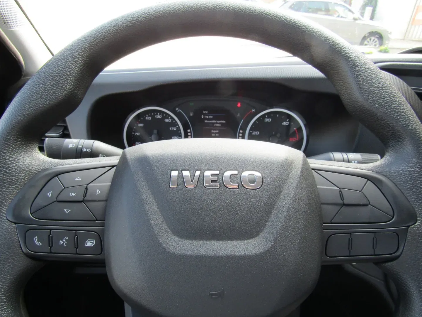 Iveco Daily - Náhled 15