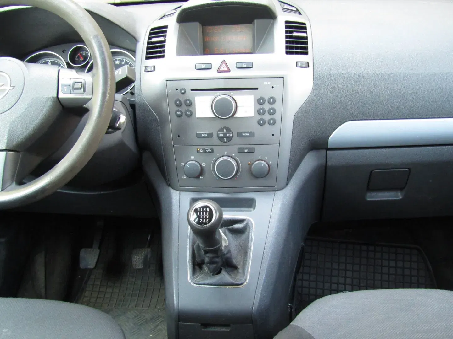 Opel Zafira - Náhled 17