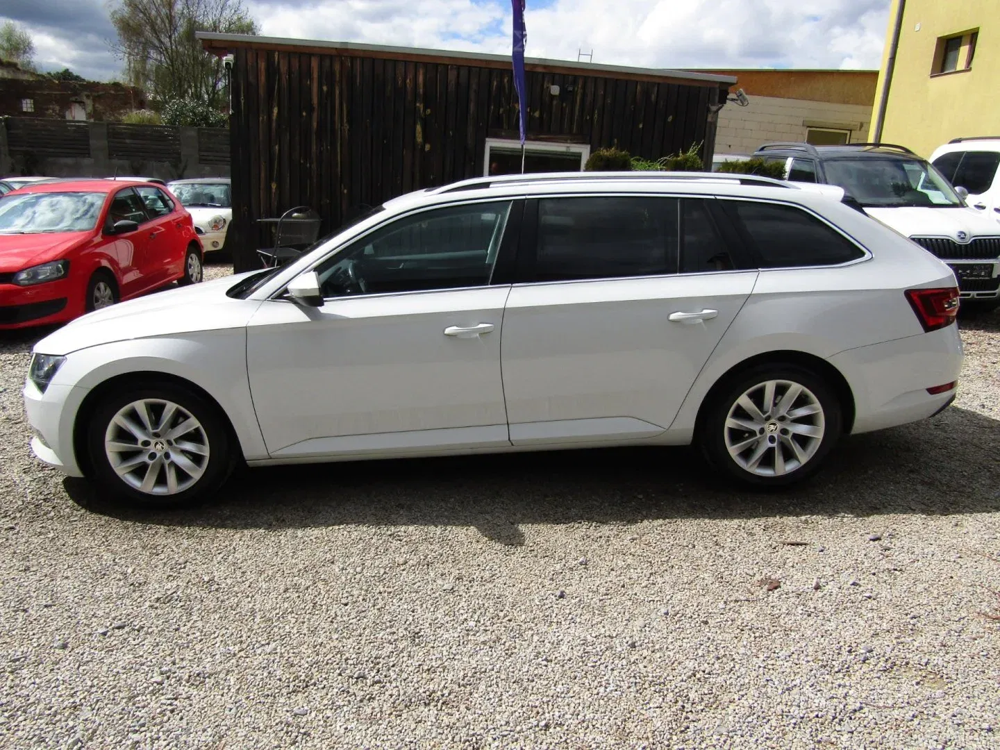 Škoda Superb - Náhled 3