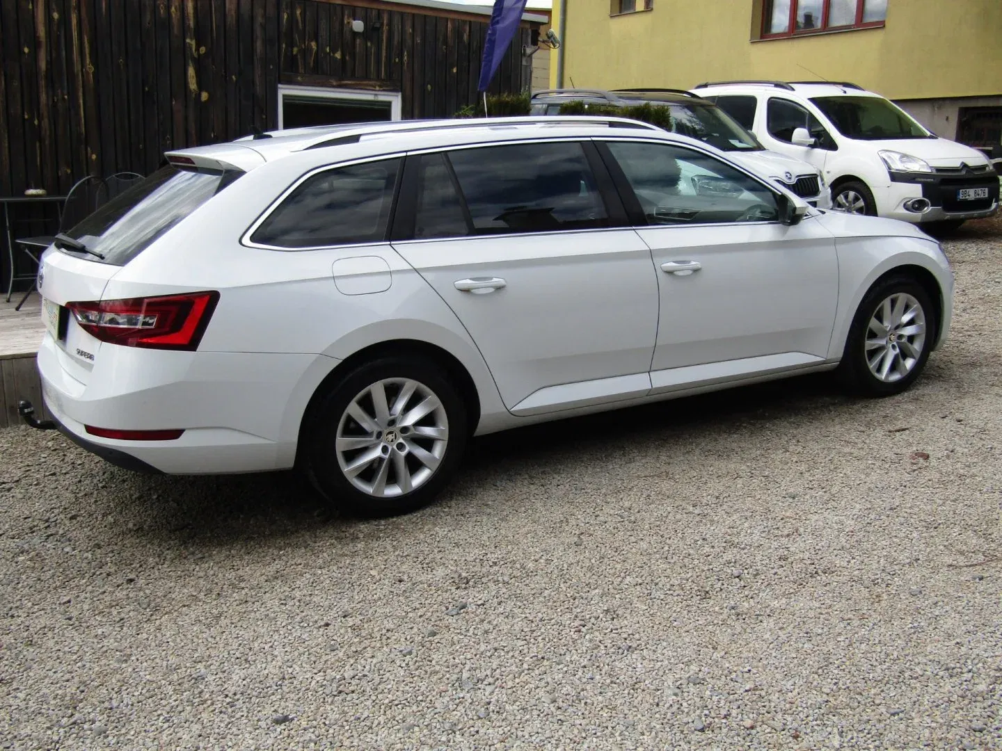 Škoda Superb - Náhled 10