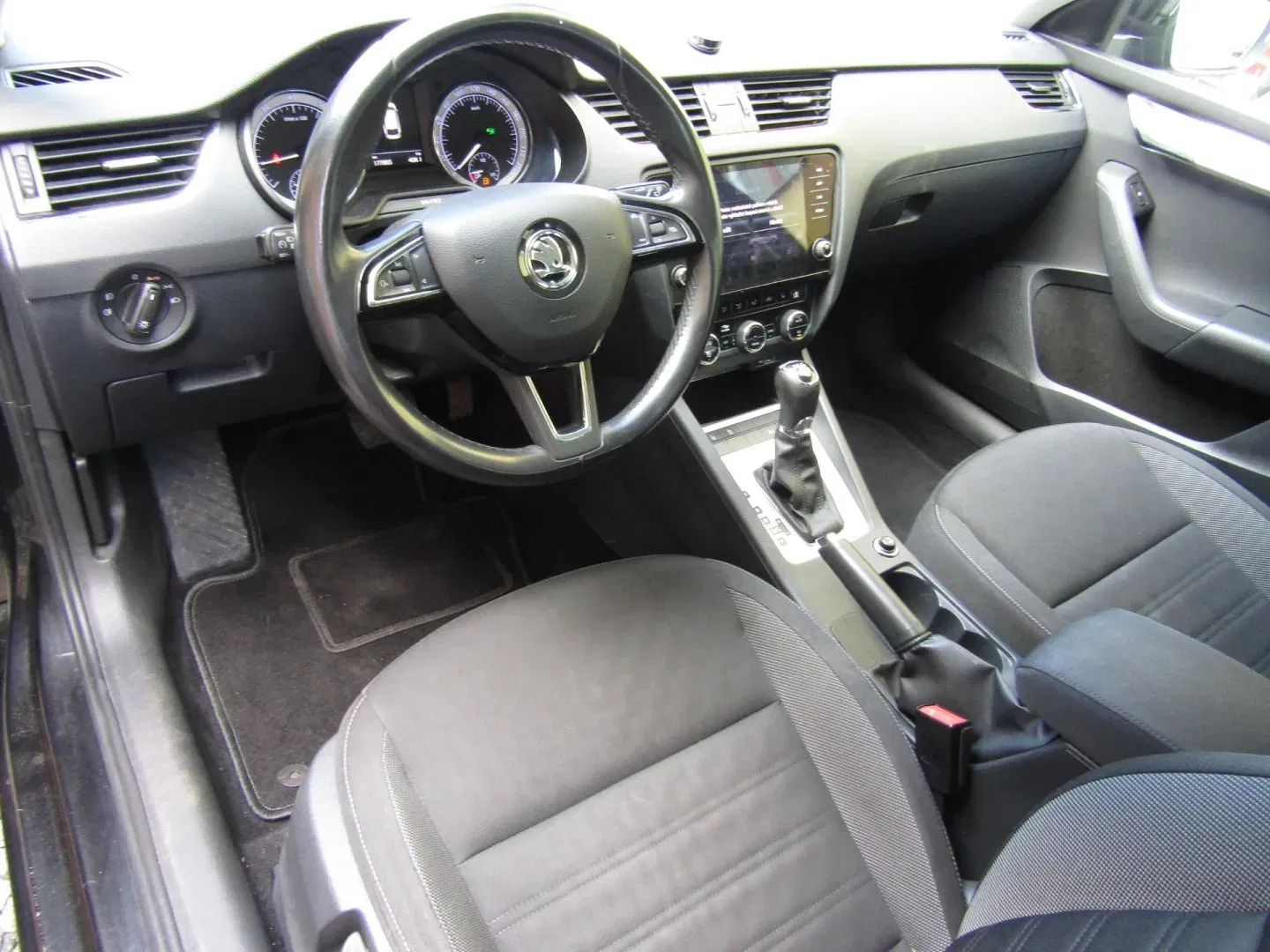 Škoda Octavia - Náhled 14