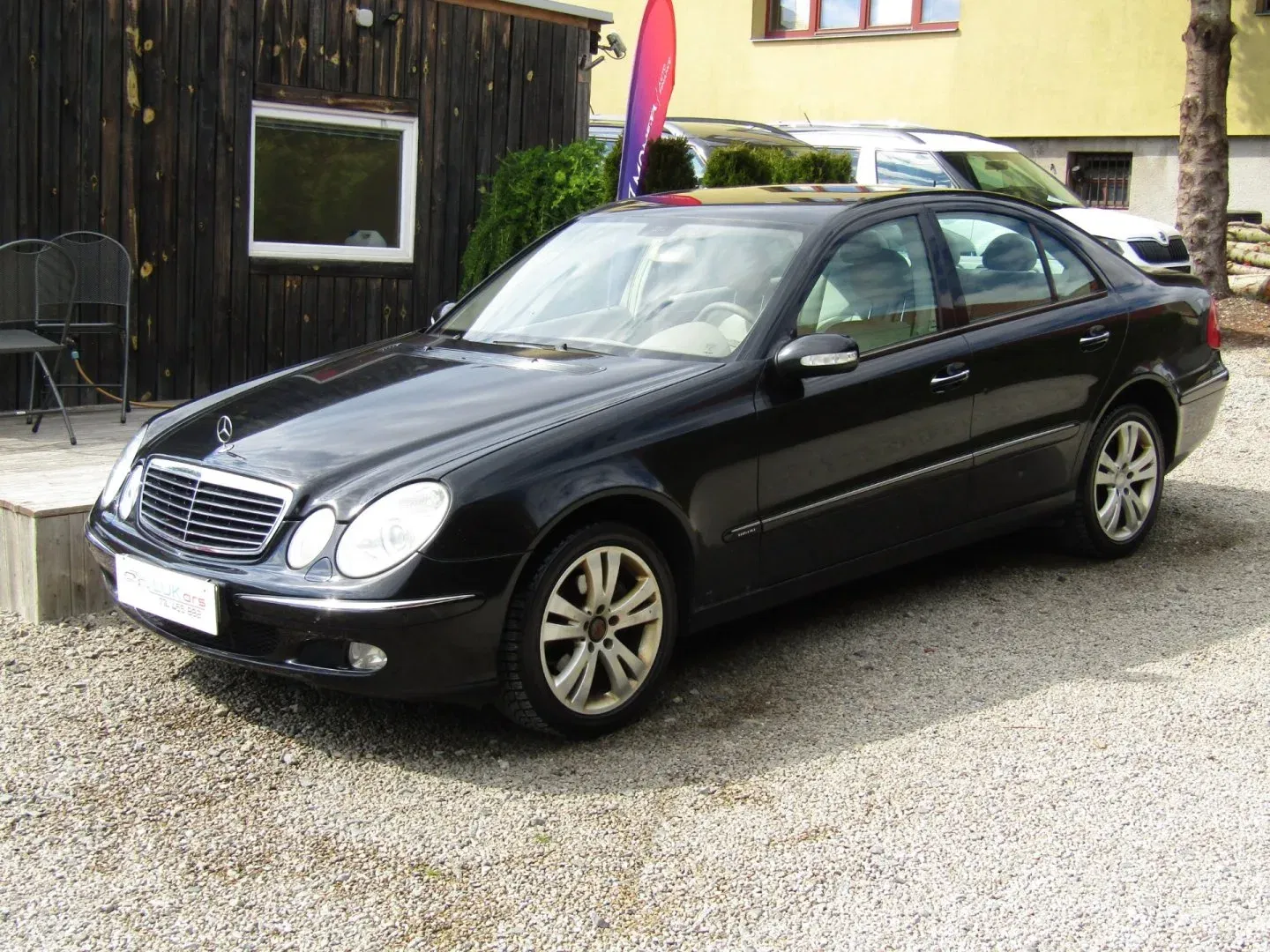 Mercedes-Benz Třídy E E 320 165kW AUTOMAT BEZ MĚCHŮ, 2005