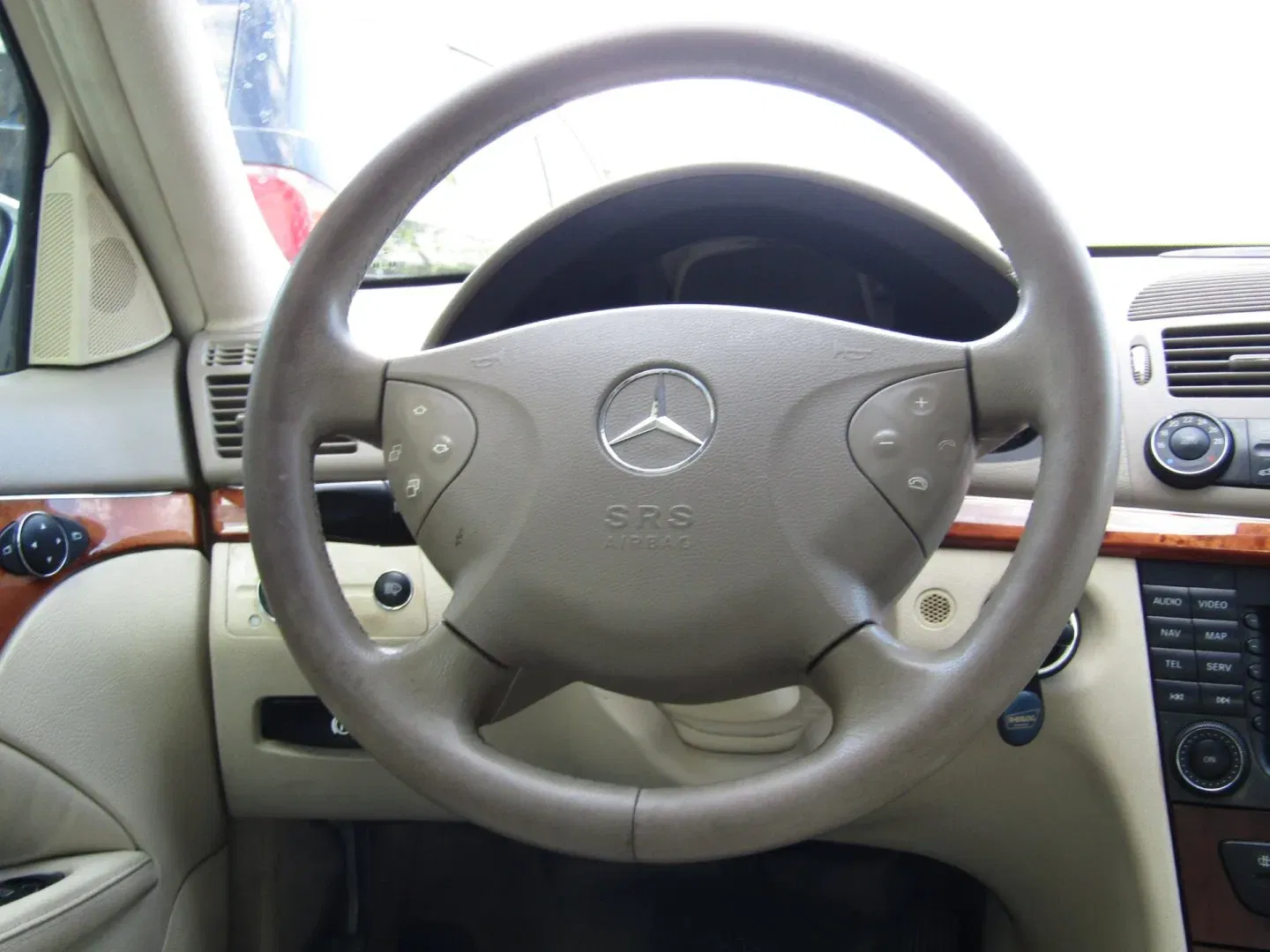 Mercedes-Benz Třídy E - Náhled 16