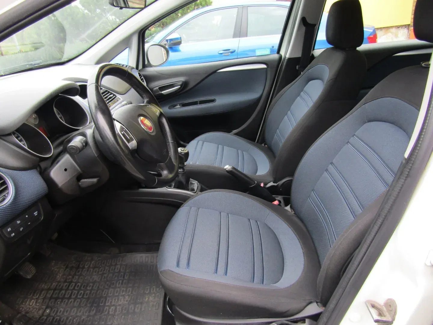 Fiat Punto - Náhled 19