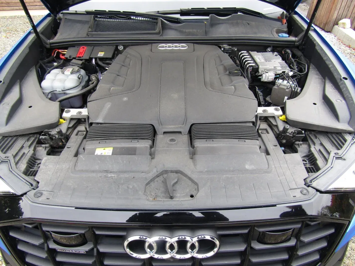 Audi Q8 - Náhled 42