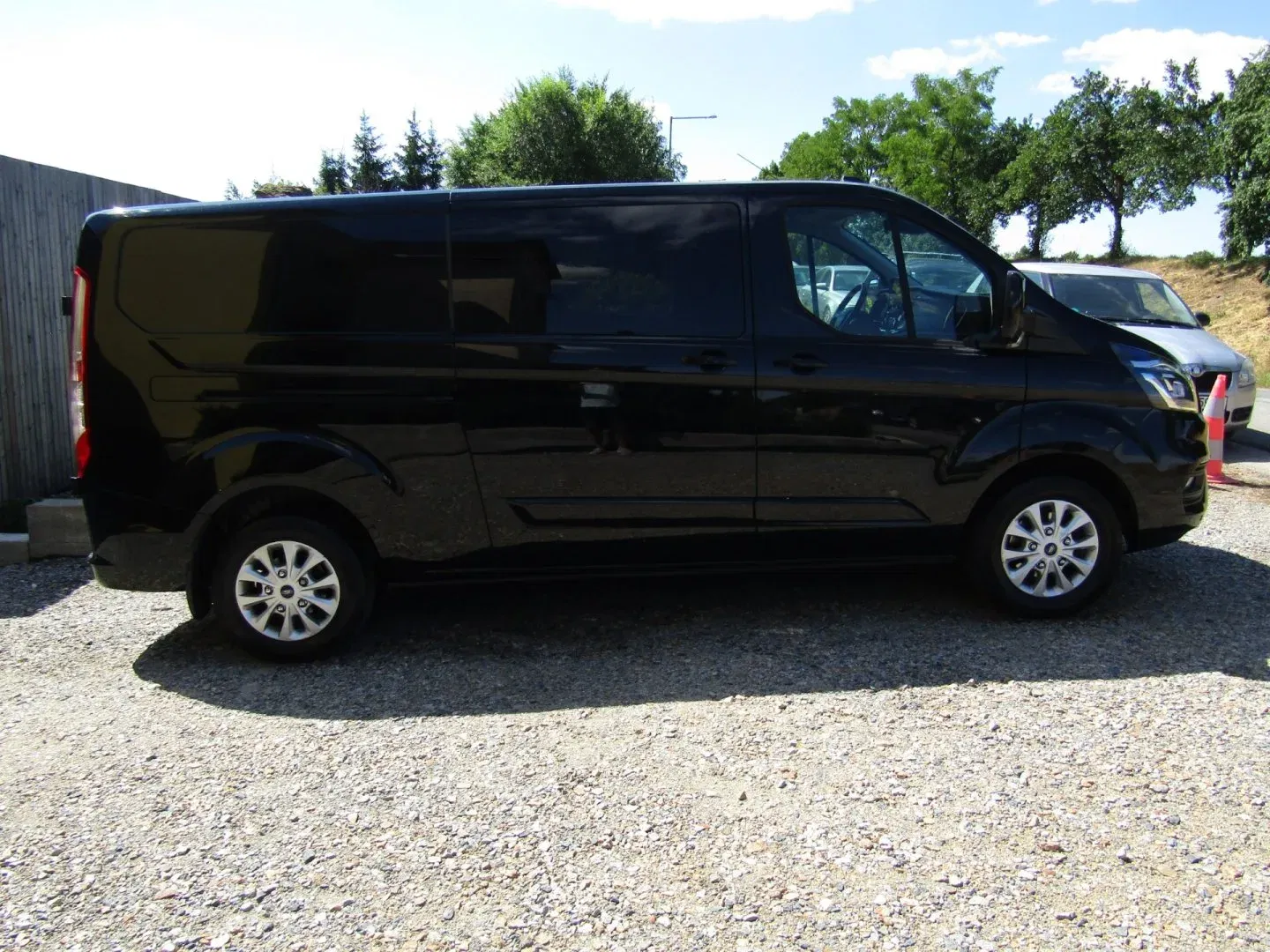 Ford Transit Custom - Náhled 3
