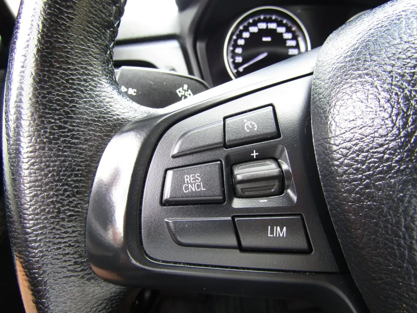 BMW Řada 2 - Náhled 31