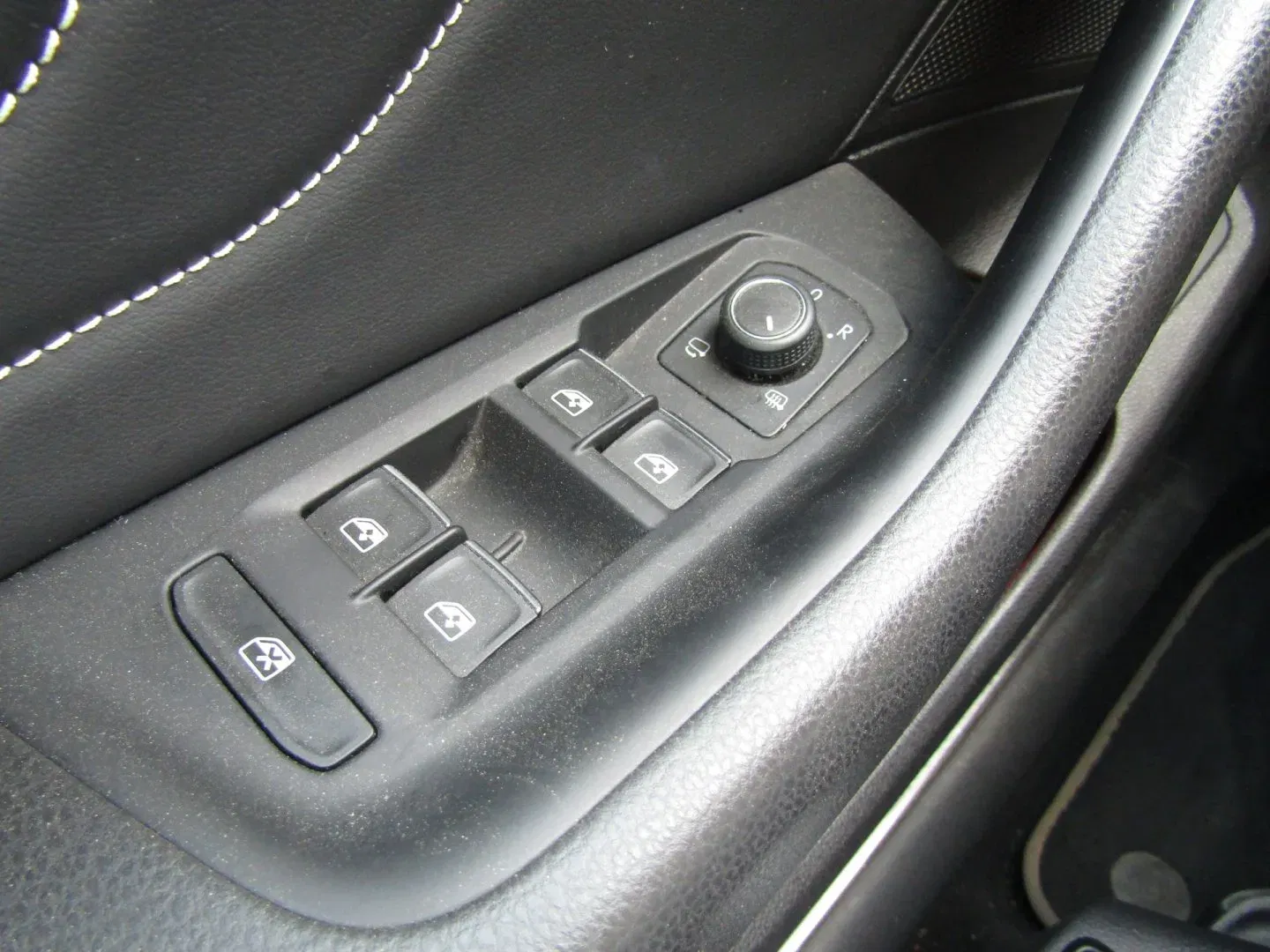 Volkswagen Passat Variant - Náhled 33