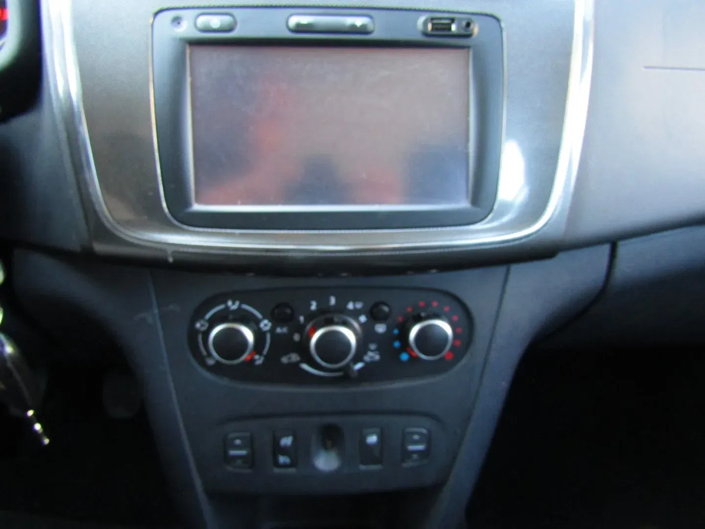 Dacia Sandero - Náhled 30