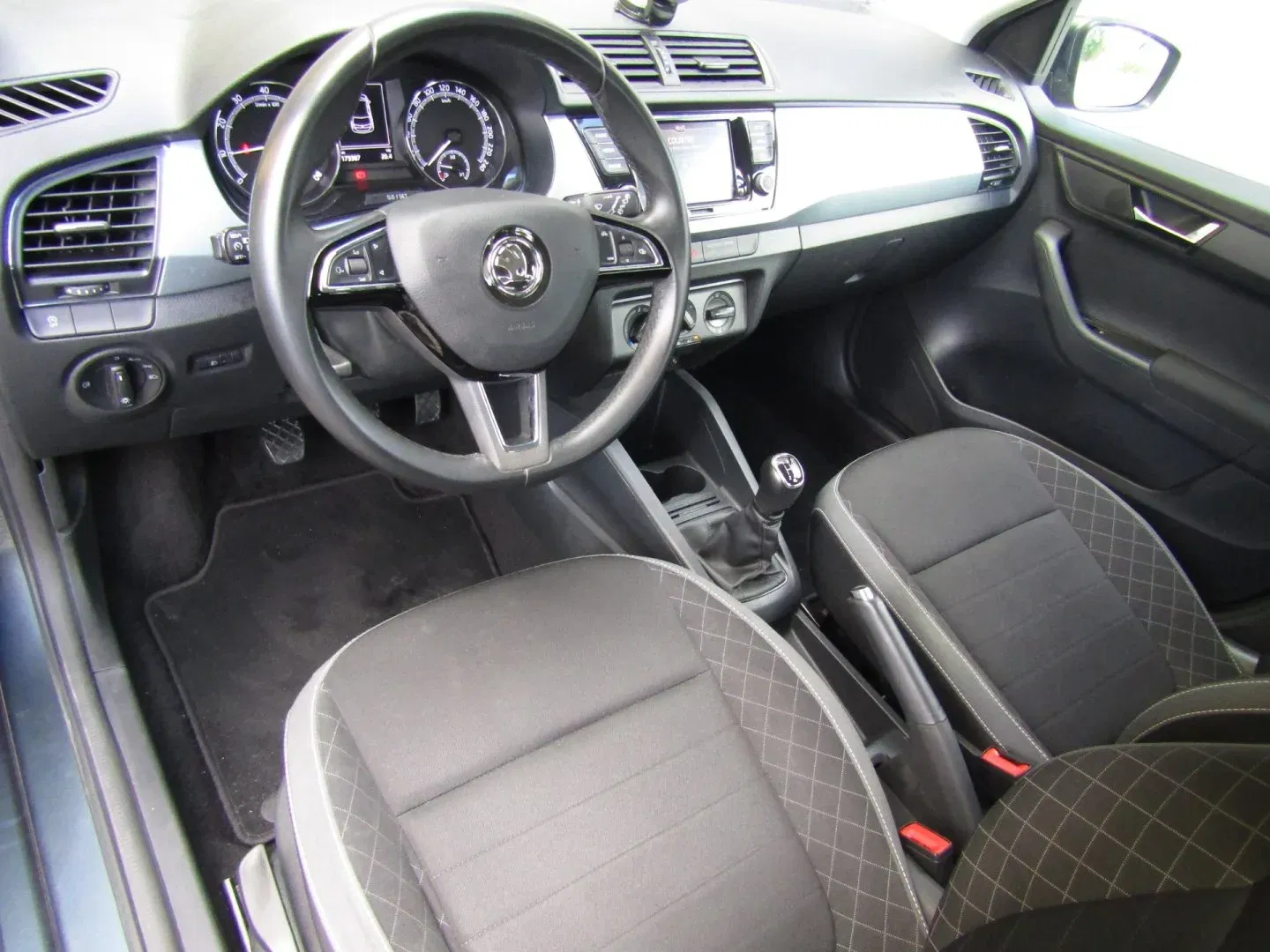Škoda Fabia - Náhled 13
