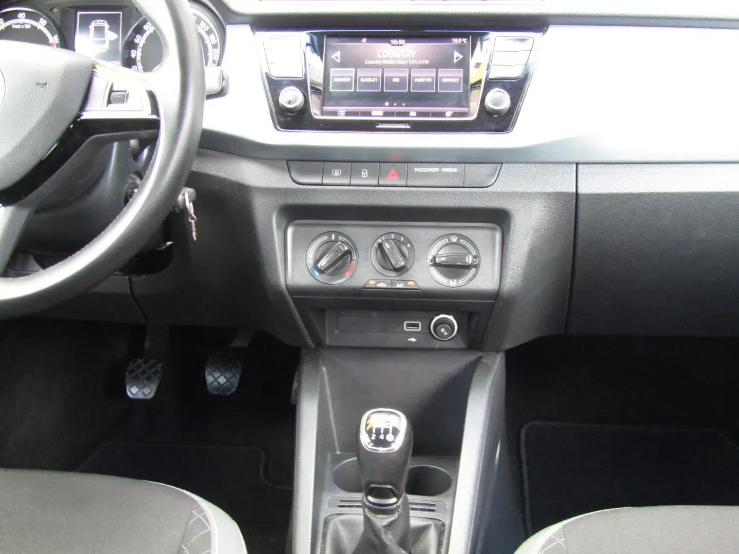 Škoda Fabia - Náhled 17