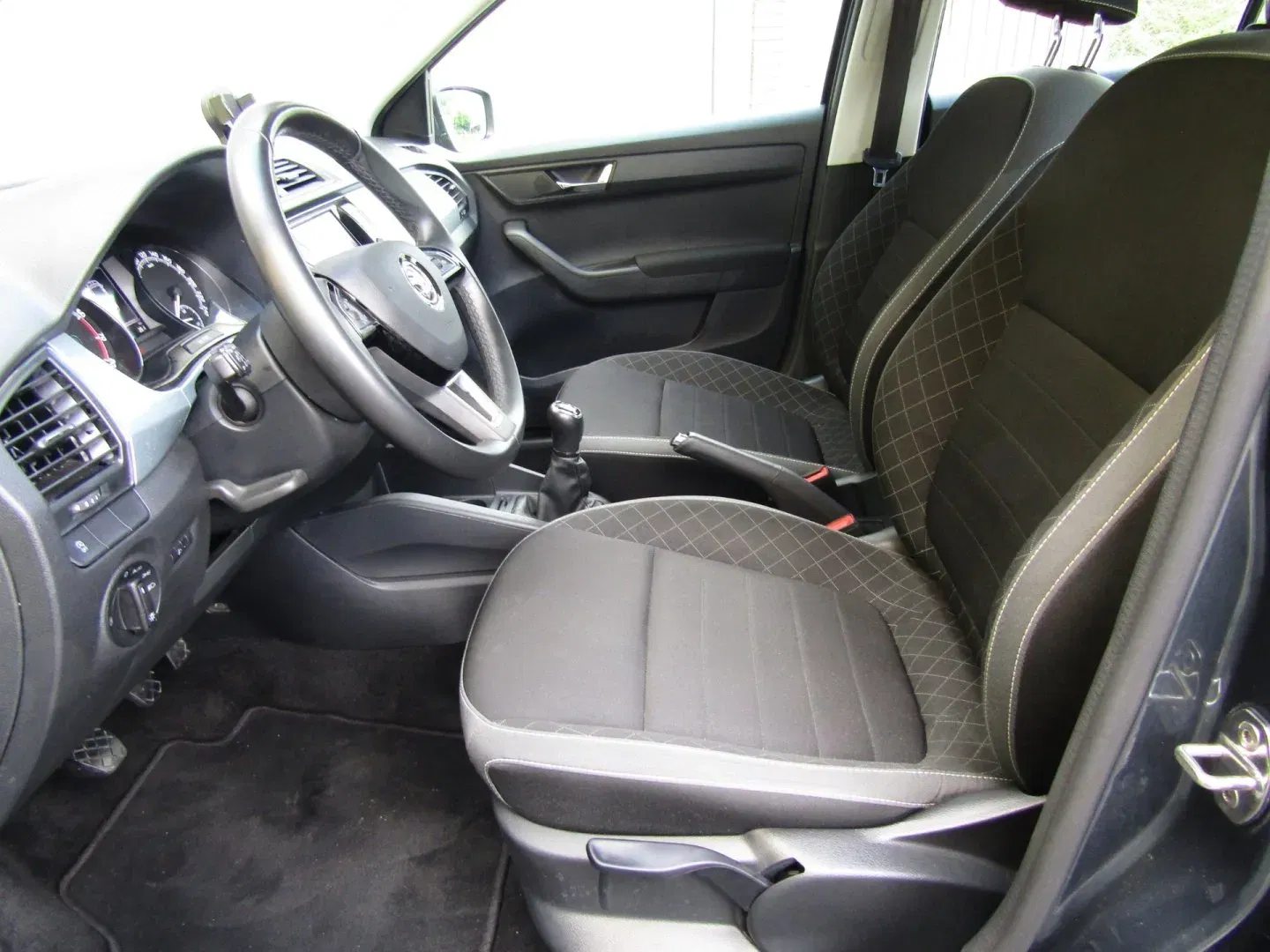 Škoda Fabia - Náhled 19