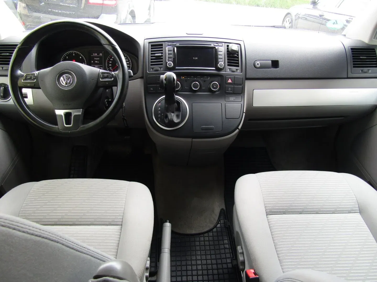 Volkswagen Multivan - Náhled 13