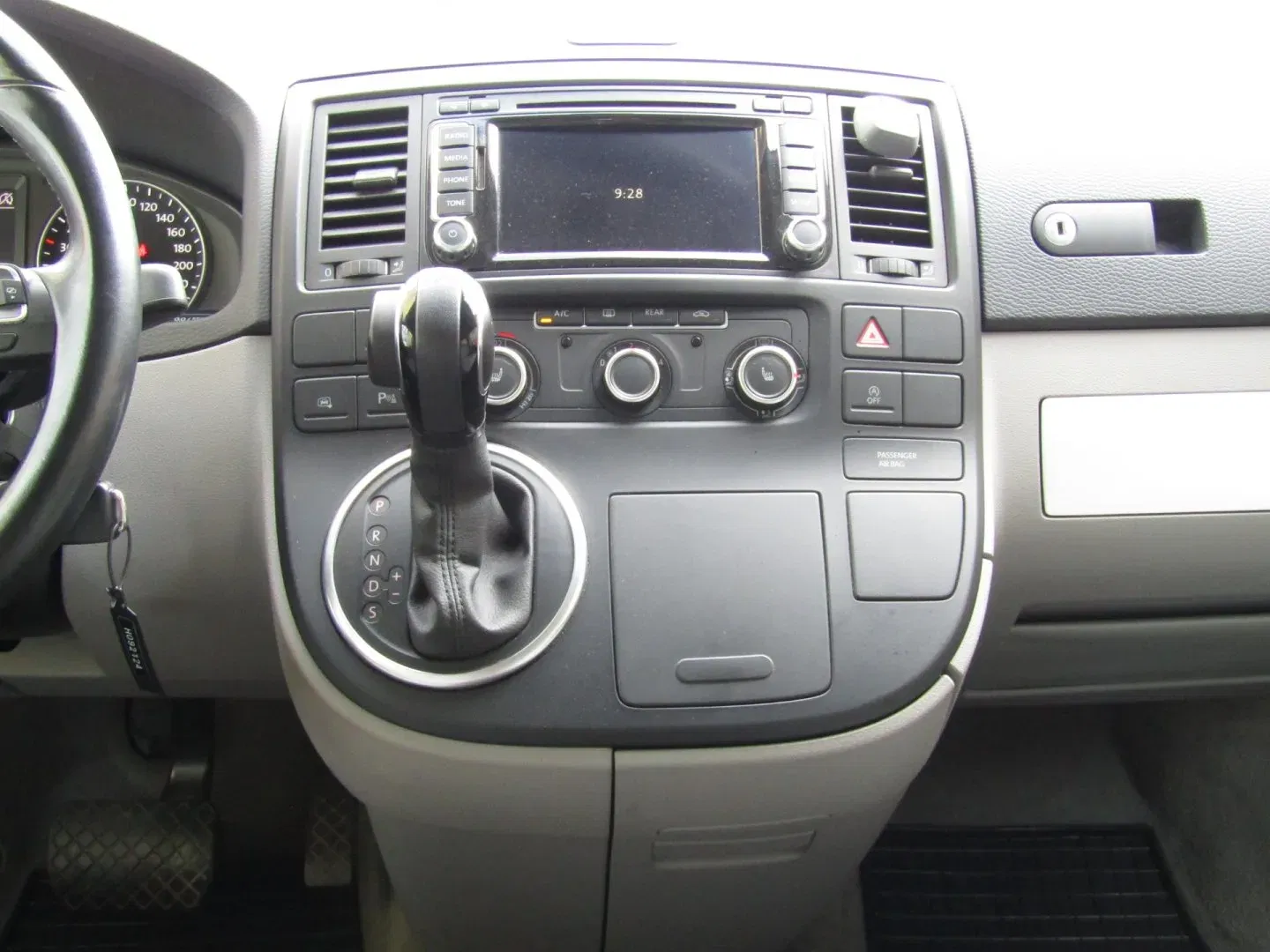 Volkswagen Multivan - Náhled 15