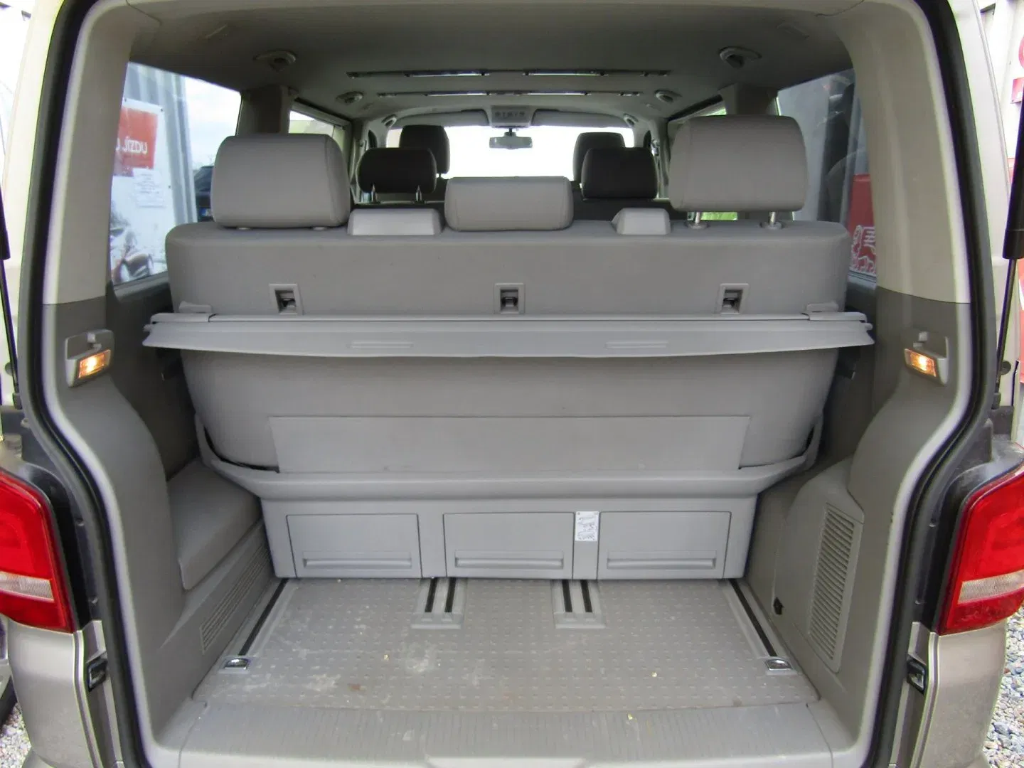 Volkswagen Multivan - Náhled 21