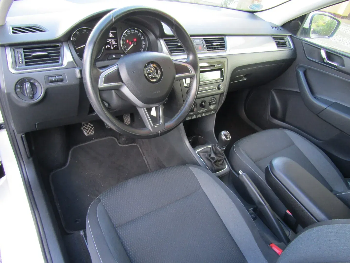 Škoda Rapid - Náhled 13
