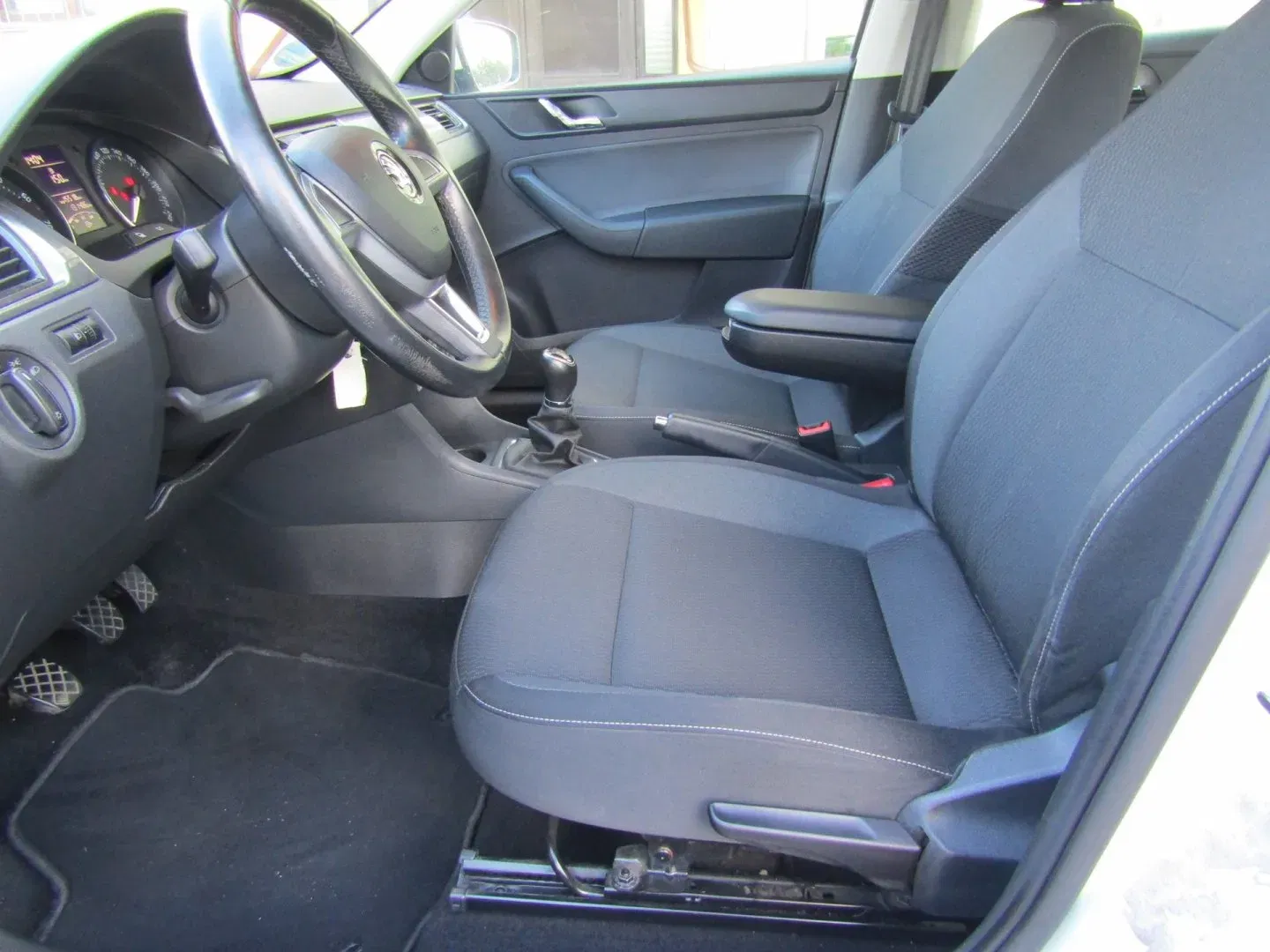 Škoda Rapid - Náhled 19