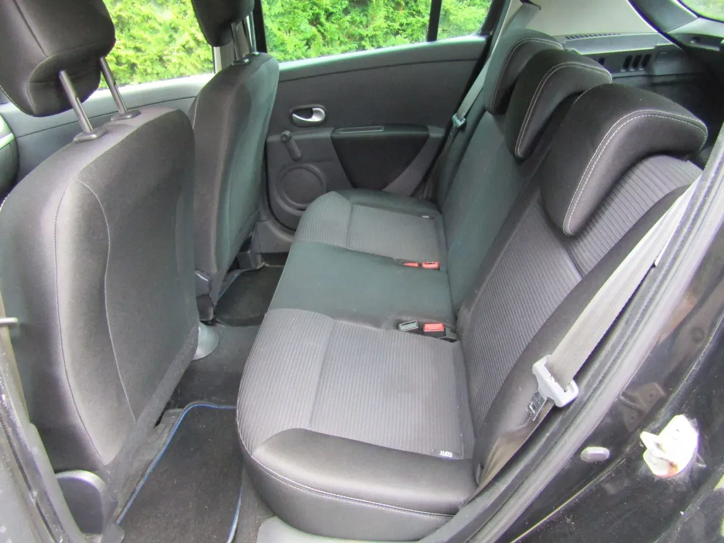 Renault Clio - Náhled 21