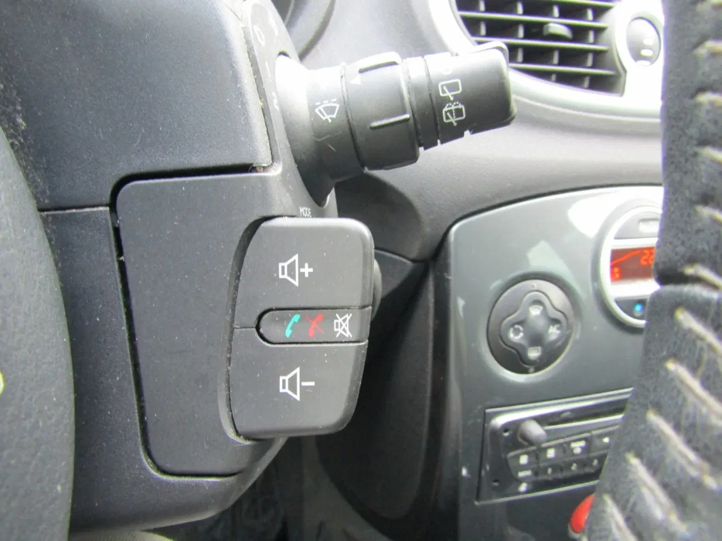 Renault Clio - Náhled 30