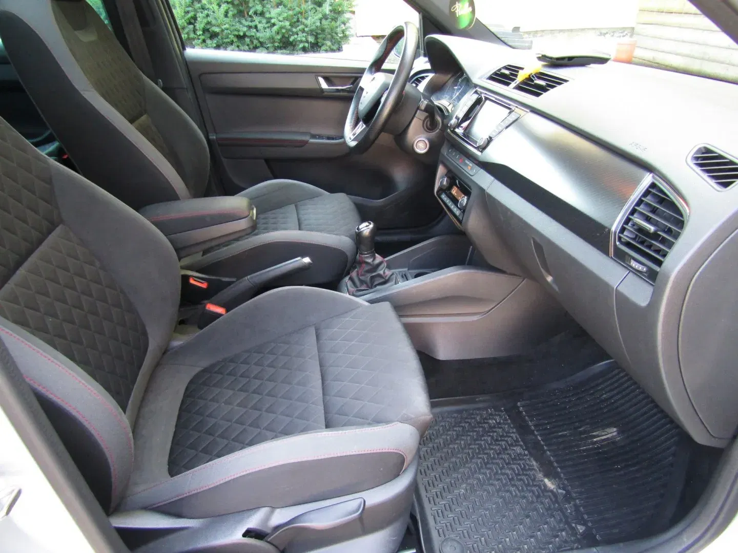 Škoda Fabia - Náhled 28